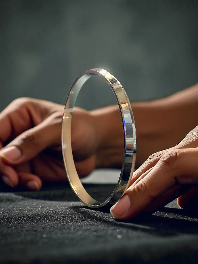 v shape model holding kada-Photoroom-Photoroom.webp