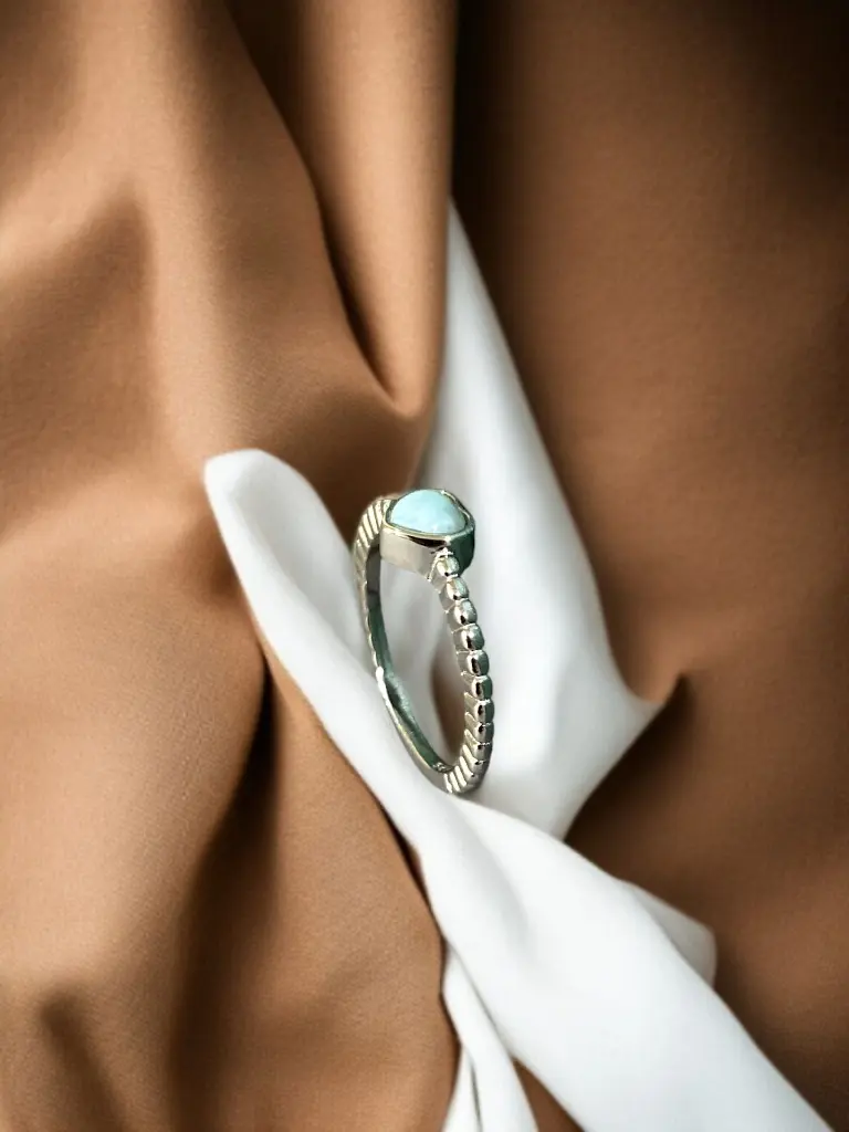 Silver Blue Heart Ring Woman 2-Photoroom.webp