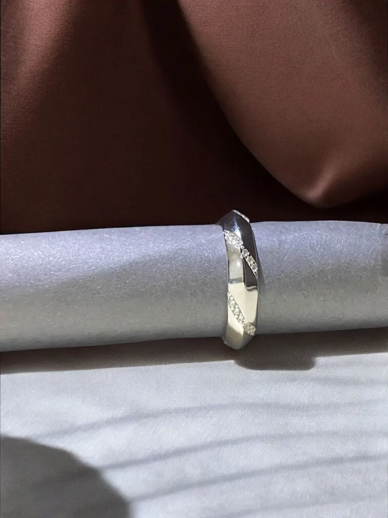 925 Sterling Silver Criss-Cut Band 1-Photoroom.webp