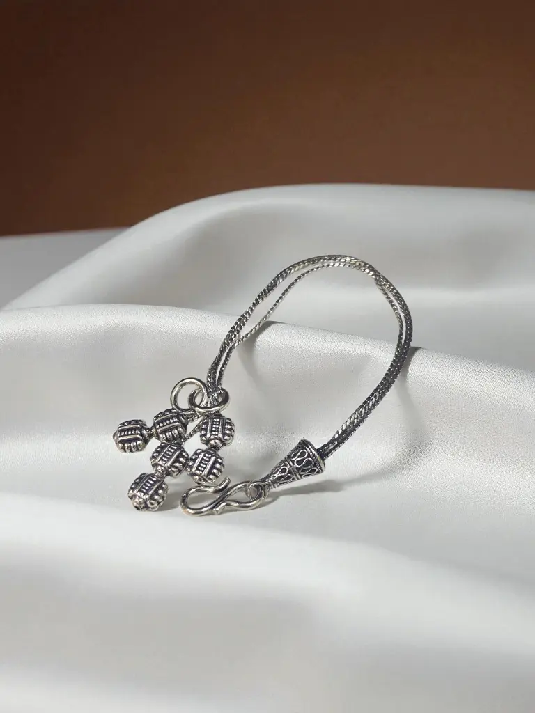 Minimal Silver Oxidized Bracelet – Three-Line Style for Woman