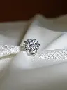 Solitaire Floral Silver Ring Woman 2.webp