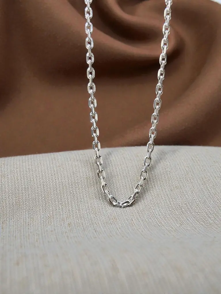 Men’s Curb Silver Chain in 925 Sterling – Minimal & Stylish