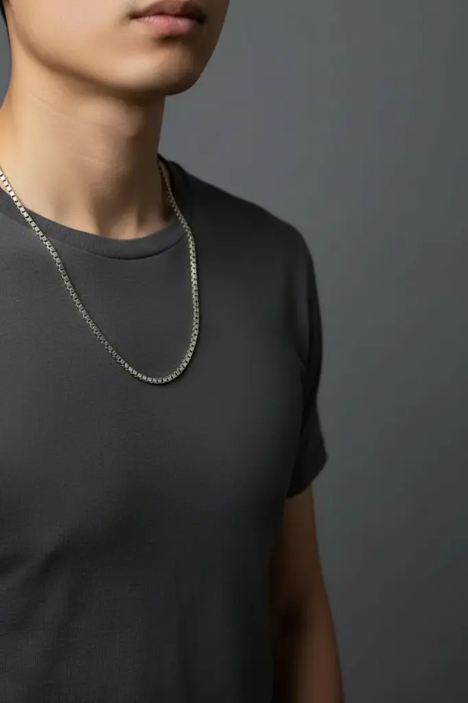 Model Wearing Silver Diamond Choco Chain.webp