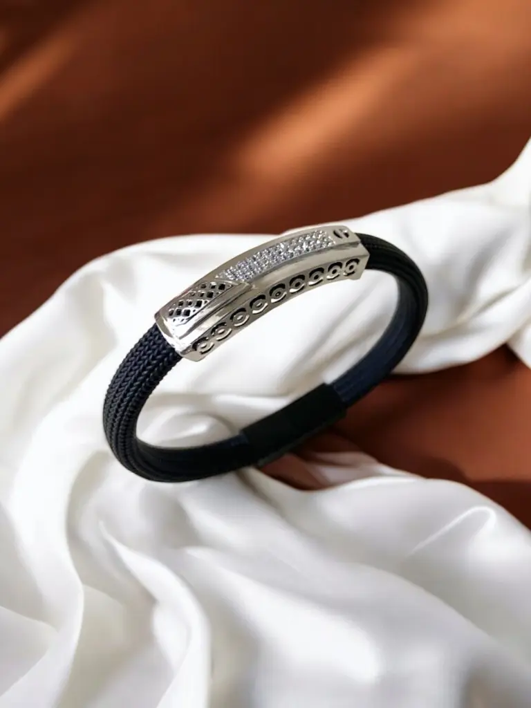 Silver Silicone Stretchable Band Kada for Men 1.webp