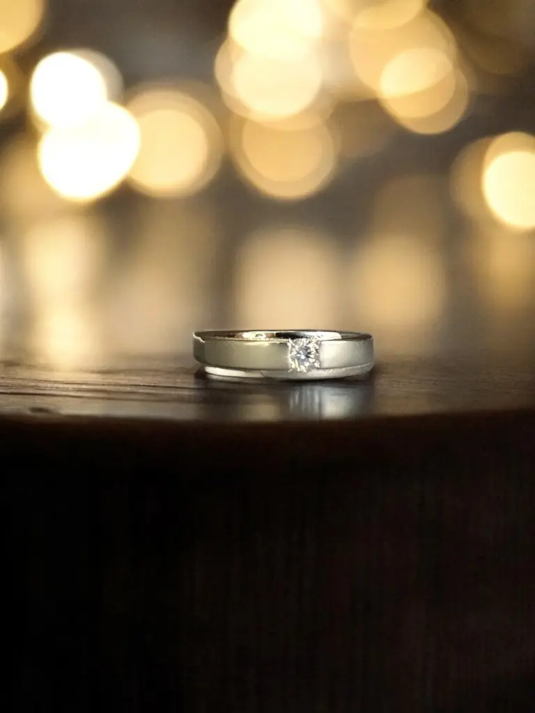 Silver Solitaire Ring for Woman – Matte Finish Elegance