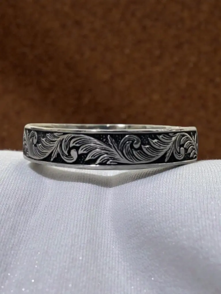 Silver Oxidised C Kada Men.webp