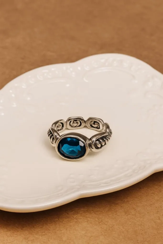 Men’s Silver Ring Blue Stone – Playful & Premium 925 Silver