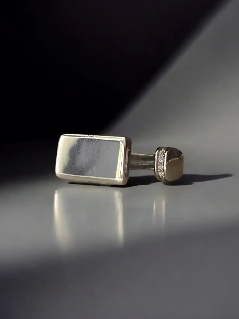 Plain Silver Wedding Ring Men – Bold Rectangular Design