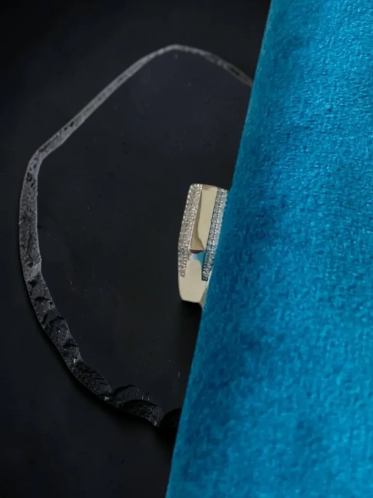 Silver modern diamond Ring Men 2.webp