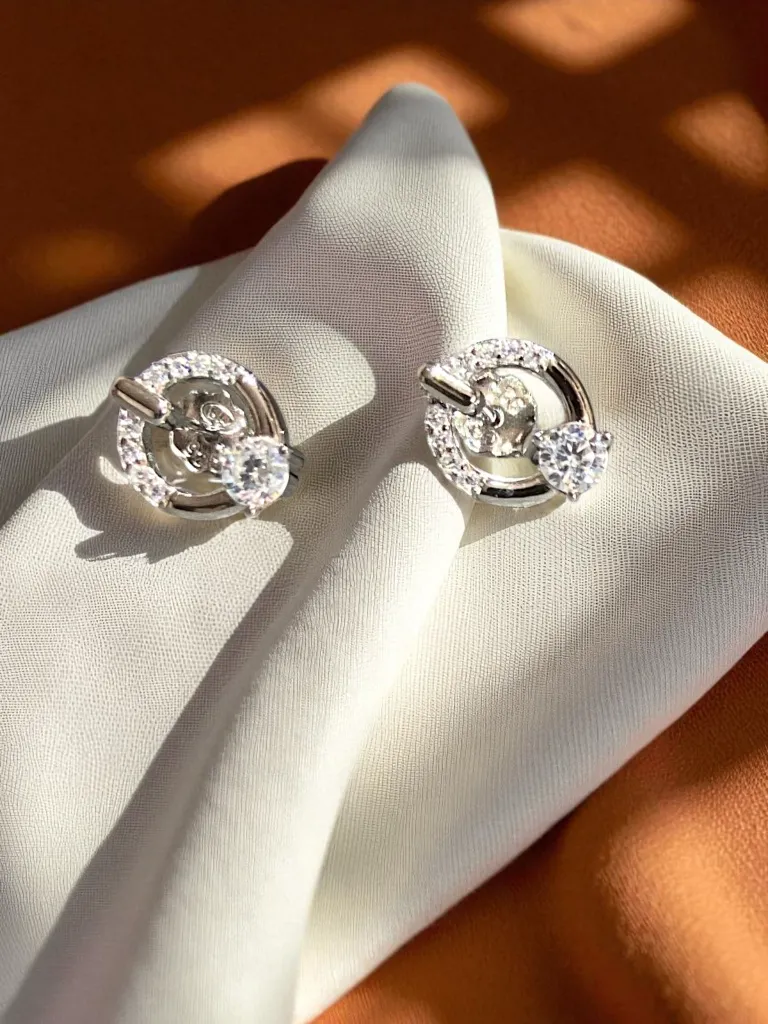 Silver Floral Earrings woman.webp