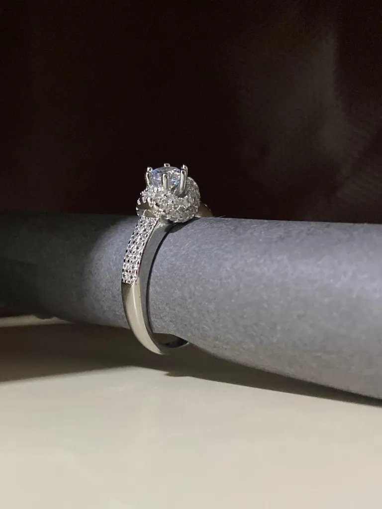 925 Sterling Silver Halo Ring for Woman 2.webp