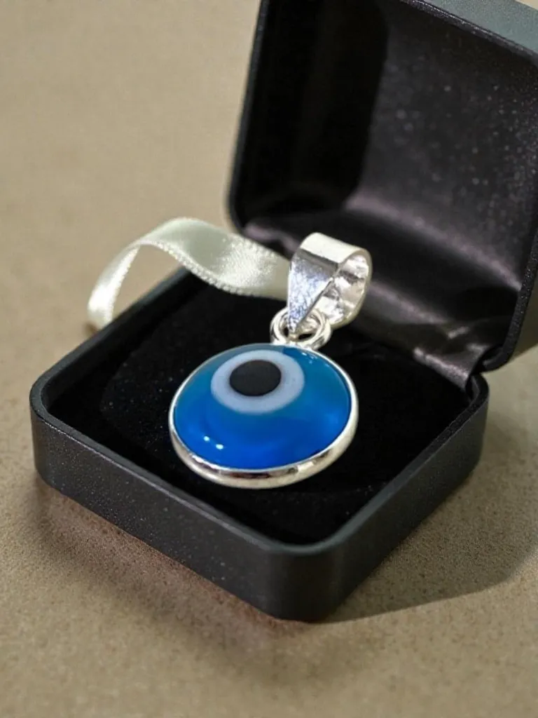 Silver Round MOP Evil Eye Bracelet for Women's 1.webp
