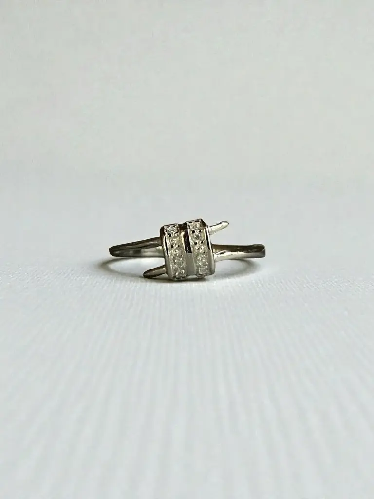 925 Silver Twisted Ring for Woman – Everyday Luxury