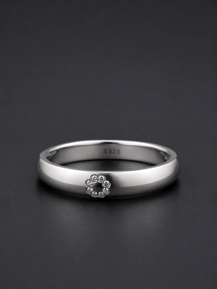 Minimal Luxury Silver Band Ring for Men & Woman- Everyday Styling