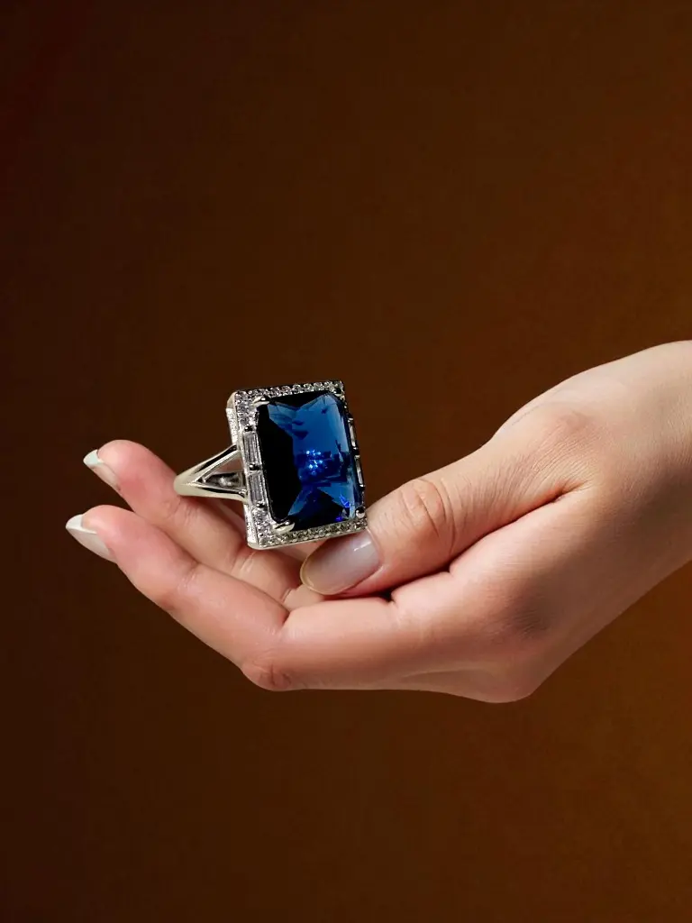 925 Silver Royal Blue Woman Stone Ring – Minimal Luxury