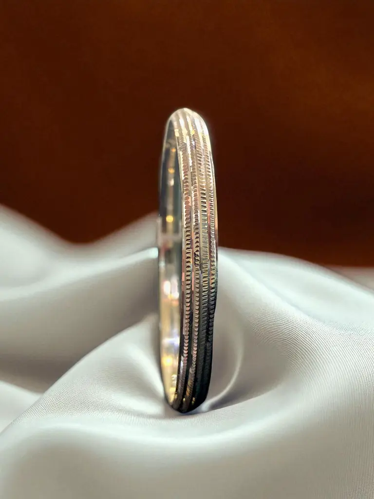 Mens Kada mockup 1.1-Photoroom.webp