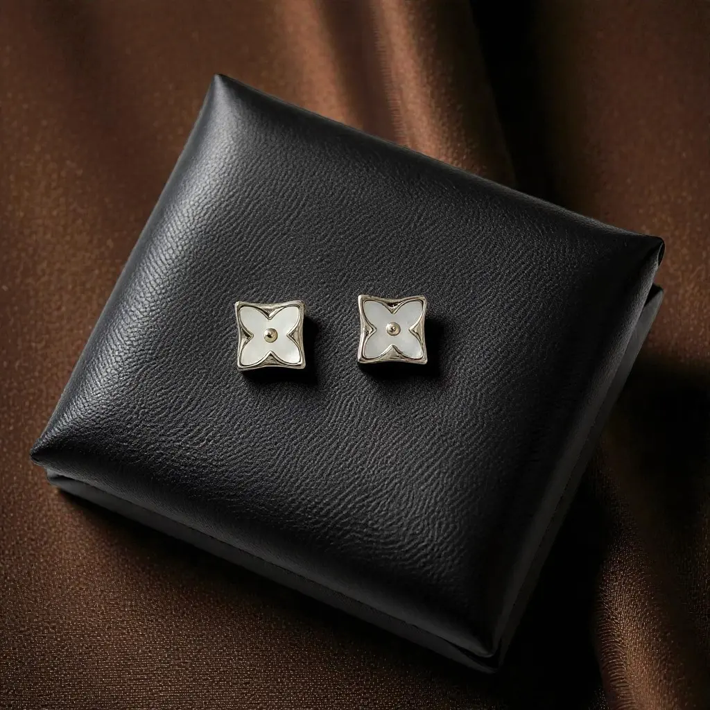 Silver Flower Stud Earrings – Everyday Grace