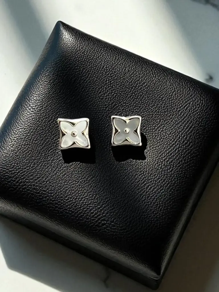 Square Enamel Floral Stud Earrings – Everyday Luxury Earrings