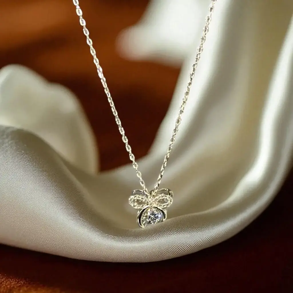 Elegant 925 Bow Pendant Chain for Woman