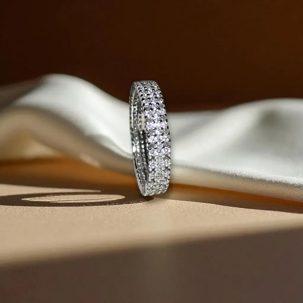 925 Minimal Diamond Woman's Band