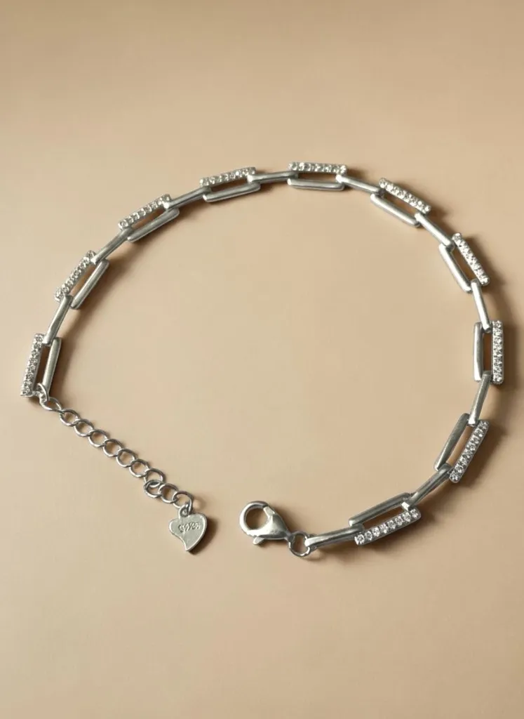 Minimal Women’s Silver Diamond Bracelet with Square Links