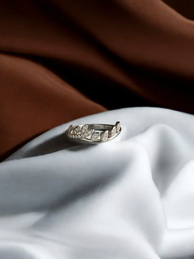 Trendy 925 Leaf Sterling Silver Ring for Woman