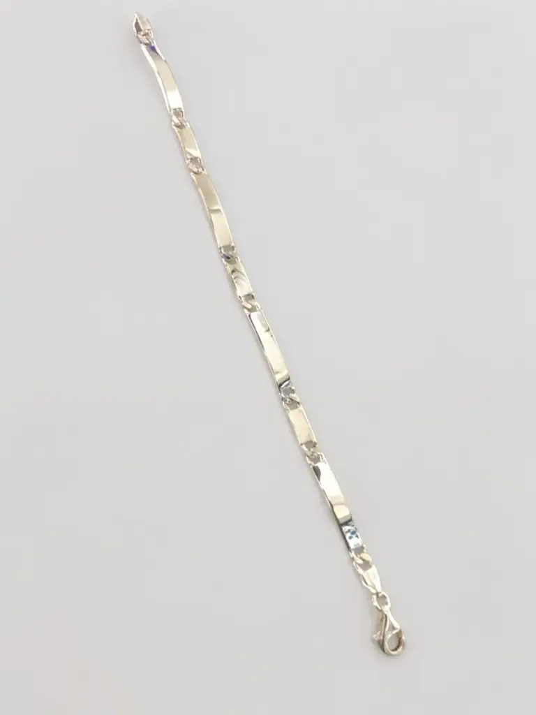 Plain Silver Bracelet for Men – Crafted Minimal Luxury