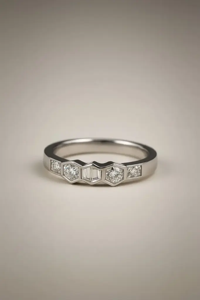 Elegant Silver Lumina Ring – Minimal 925 Design for Woman