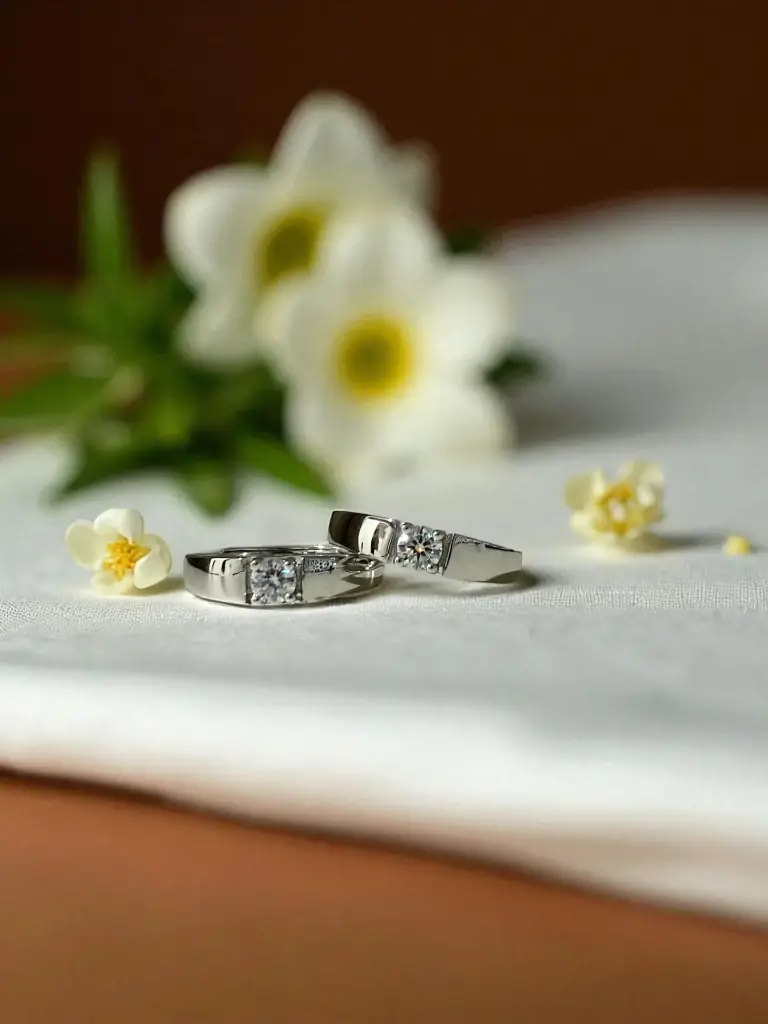 Elegant Sterling Silver Couple Rings – Minimal Solitaire