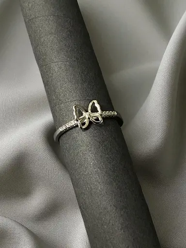 Woman’s 925 Diamond Butterfly Ring