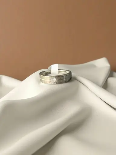 925 Silver Textured Solitaire Band for Men – Minimal Luxury