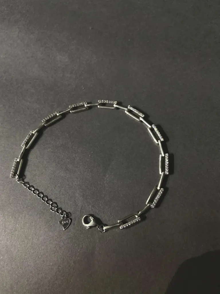 Woman’s 925 Silver Bracelet for Minimal Styling